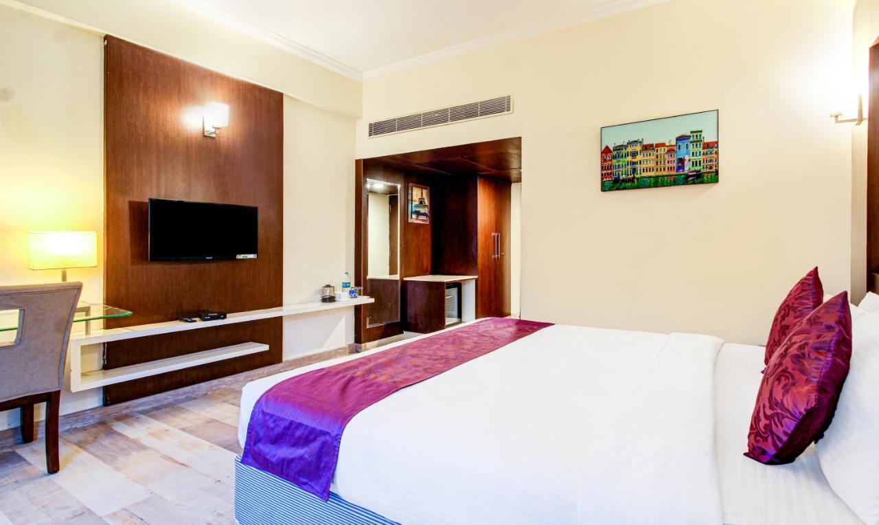 Treebo Trend Wood Bridge Hotel Hyderabad Ngoại thất bức ảnh